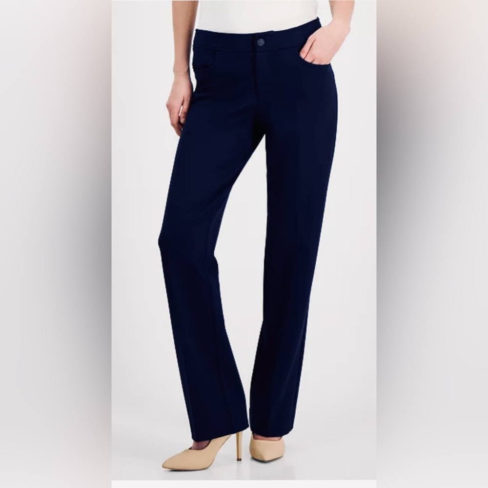Anne Klein
Women's Flare Leg Compression Pant